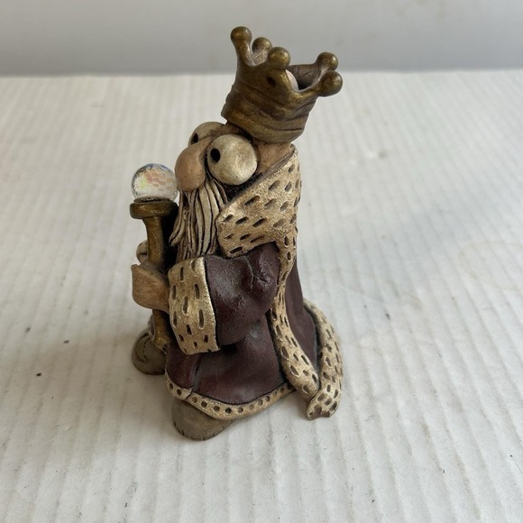 1989 Barb Benedetto Surprised King Figurine - Picture 2 of 7